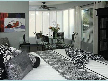 The Westcott Palm Springs